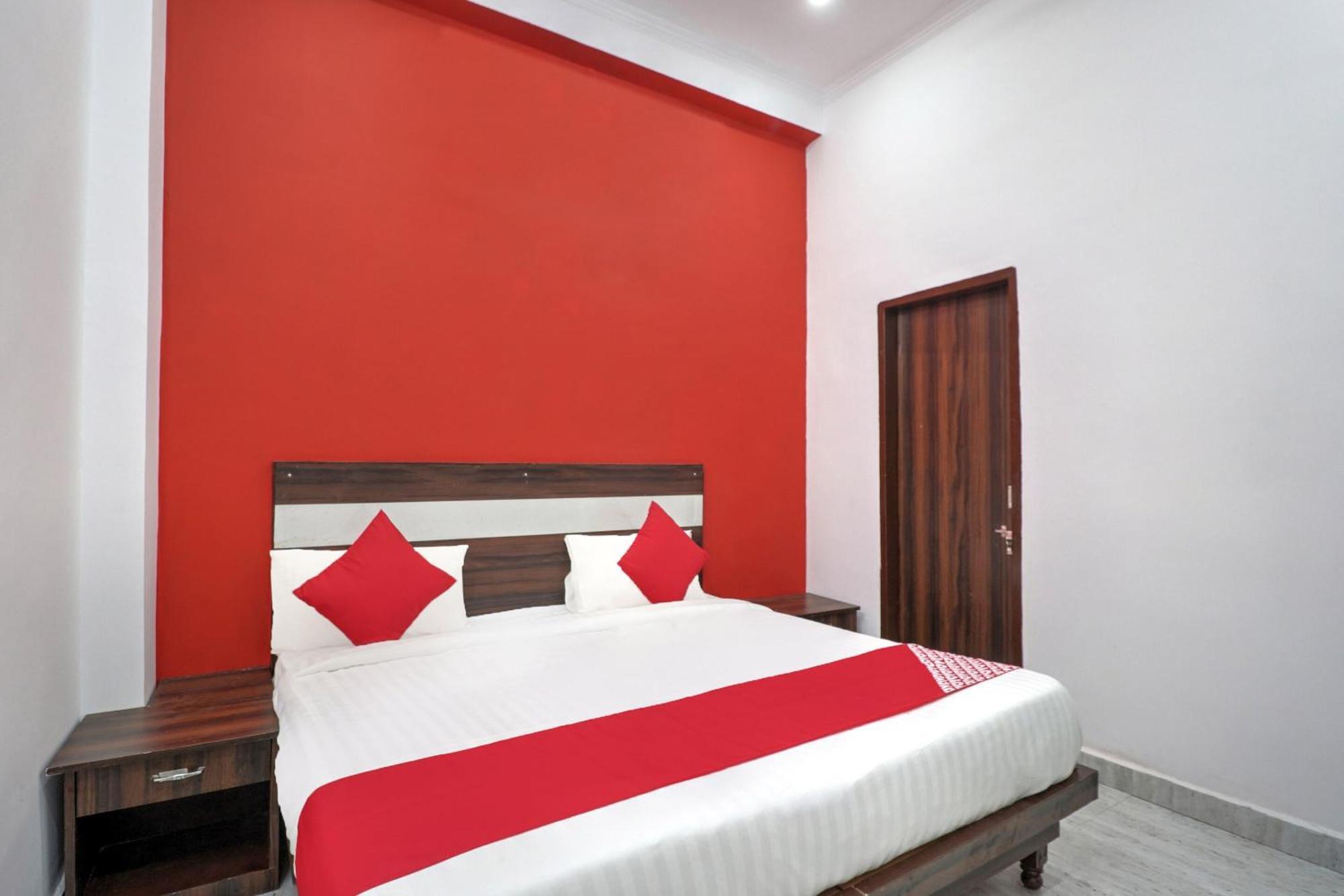Hotel O 71370 White House Garhi Harsaru Luaran gambar
