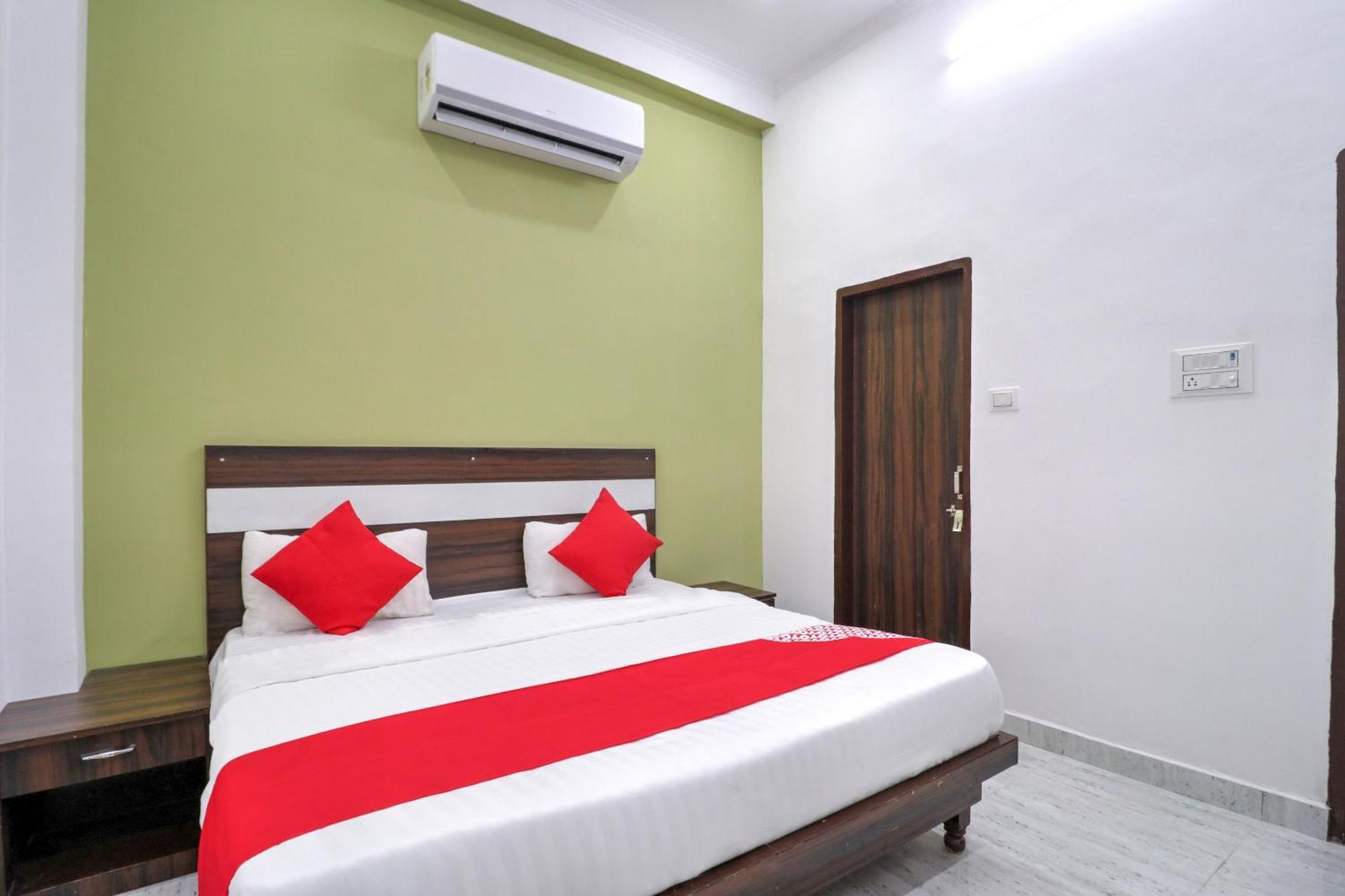 Hotel O 71370 White House Garhi Harsaru Luaran gambar